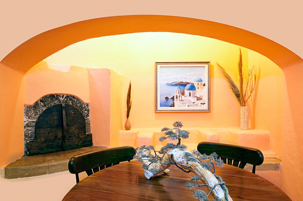 Donna'S House Santorini Hotel Pyrgos Kallistis Exterior photo